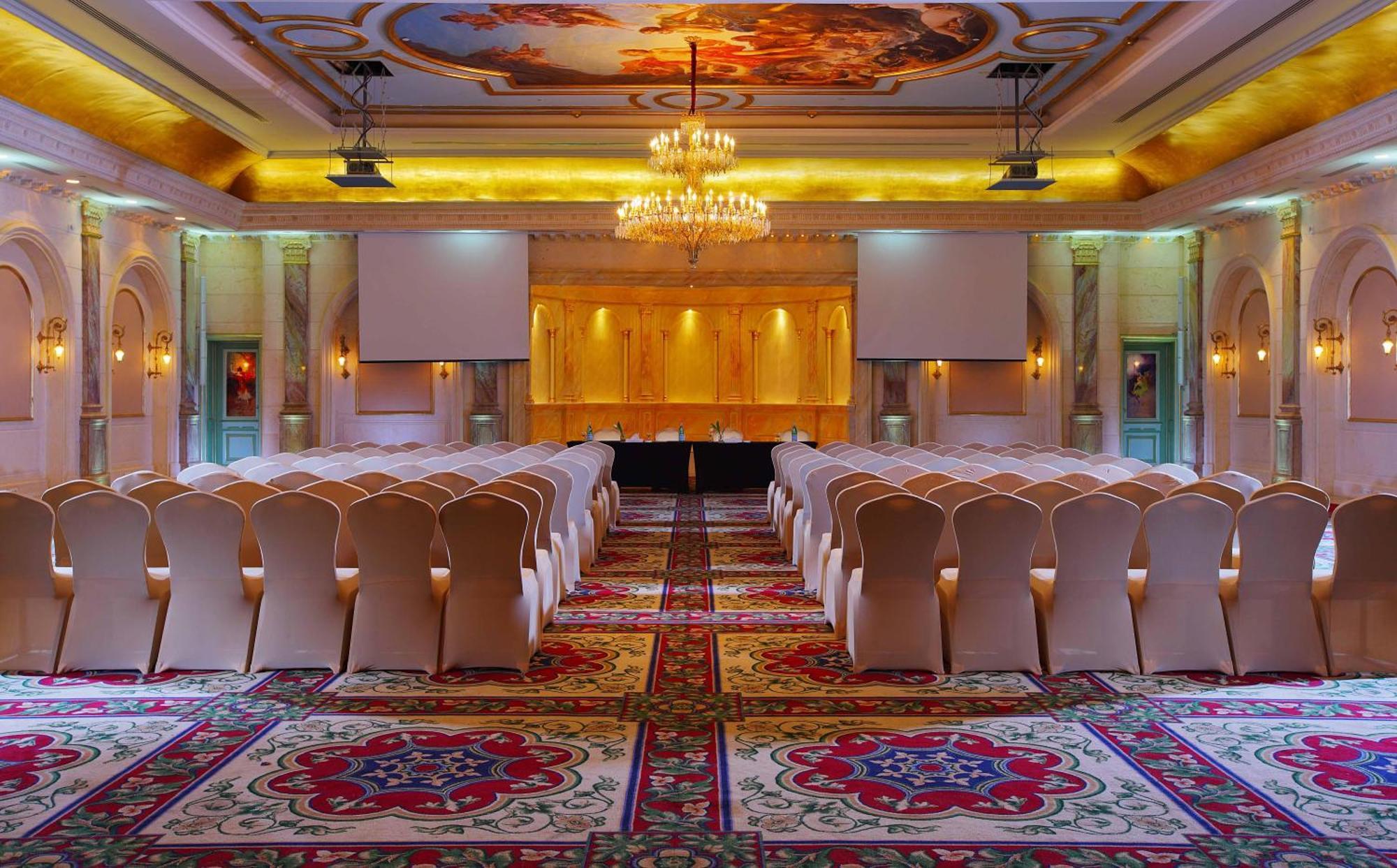 Sonesta Hotel Tower & Casino Cairo Exterior photo The ballroom